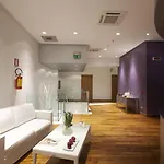 莱切艺术和公园酒店 4*