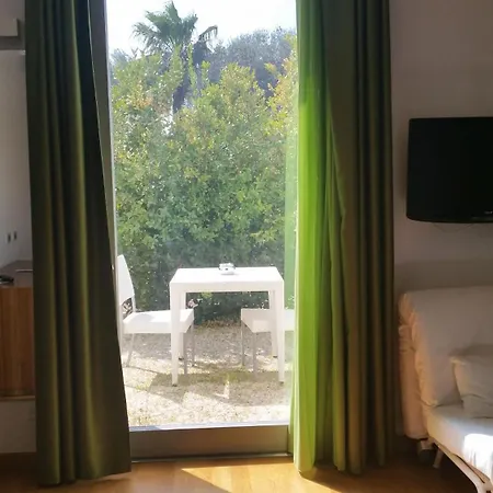 Arthotel & Park לצ'ה