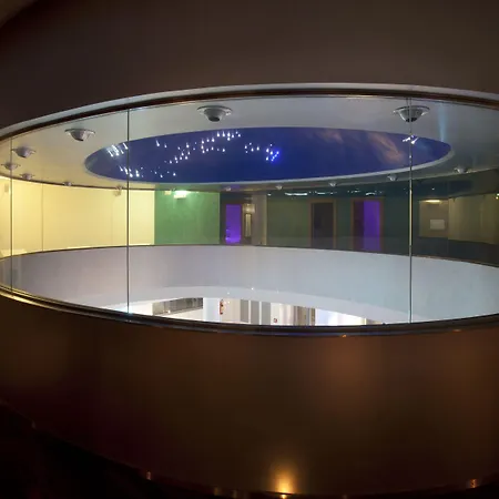 Arthotel & Park מלון 4*
