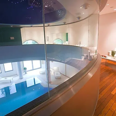 Ξενοδοχείο Arthotel & Park Λέτσε