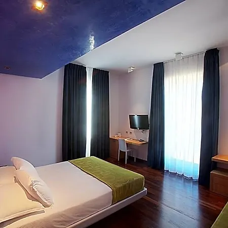 Arthotel & Park 4* ليتشي