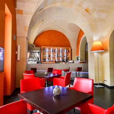 Отель Arthotel & Park 4*