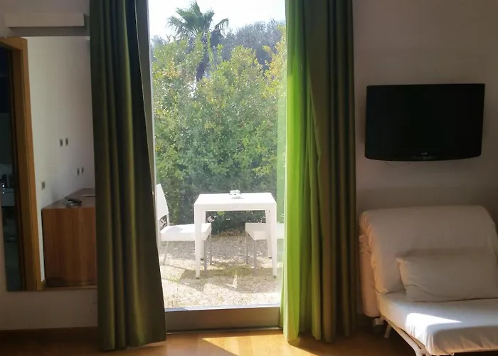 Arthotel & Park לצ'ה