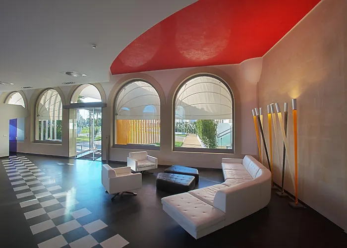 Arthotel & Park מלון 4*