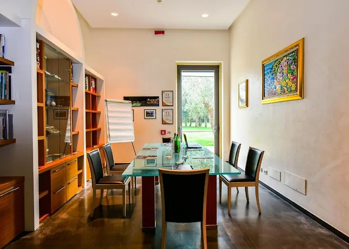 Arthotel & Park Otel 4*