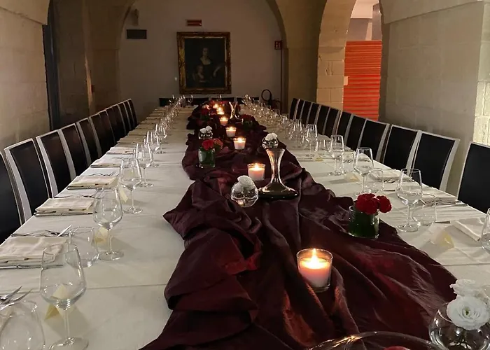 Arthotel & Park מלון